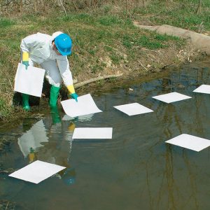 N-FIBER oil absorbent pads efficiently clean oil slicks on water surfaces without absorbing water