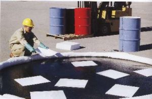 N-Fiber oil absorbent boom is trusted by many famous domestic factories in handling spill incidents